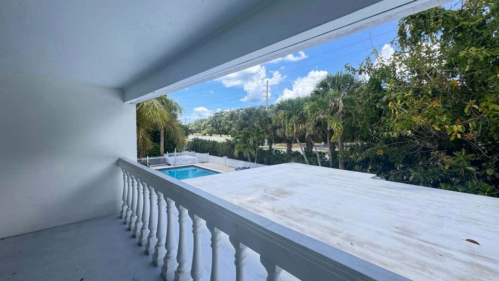 Photo of 1727 Jimmy Buffett Mem Highway #208, Vero Beach, FL 32963 (MLS # B26040113)