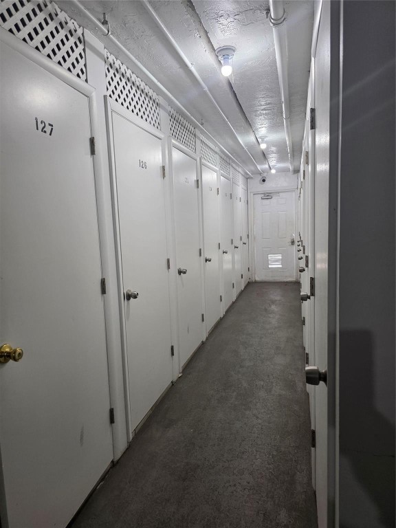 Lighthouse Point Plaza Co - Residential Lease