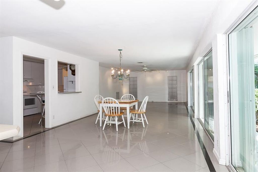 Photo of 2108 NE 44th Street, Fort Lauderdale, FL 33308 (MLS # B26011886)
