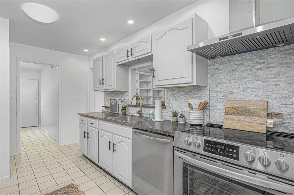 SOUTH PORT ST LUCIE UNIT - Residential