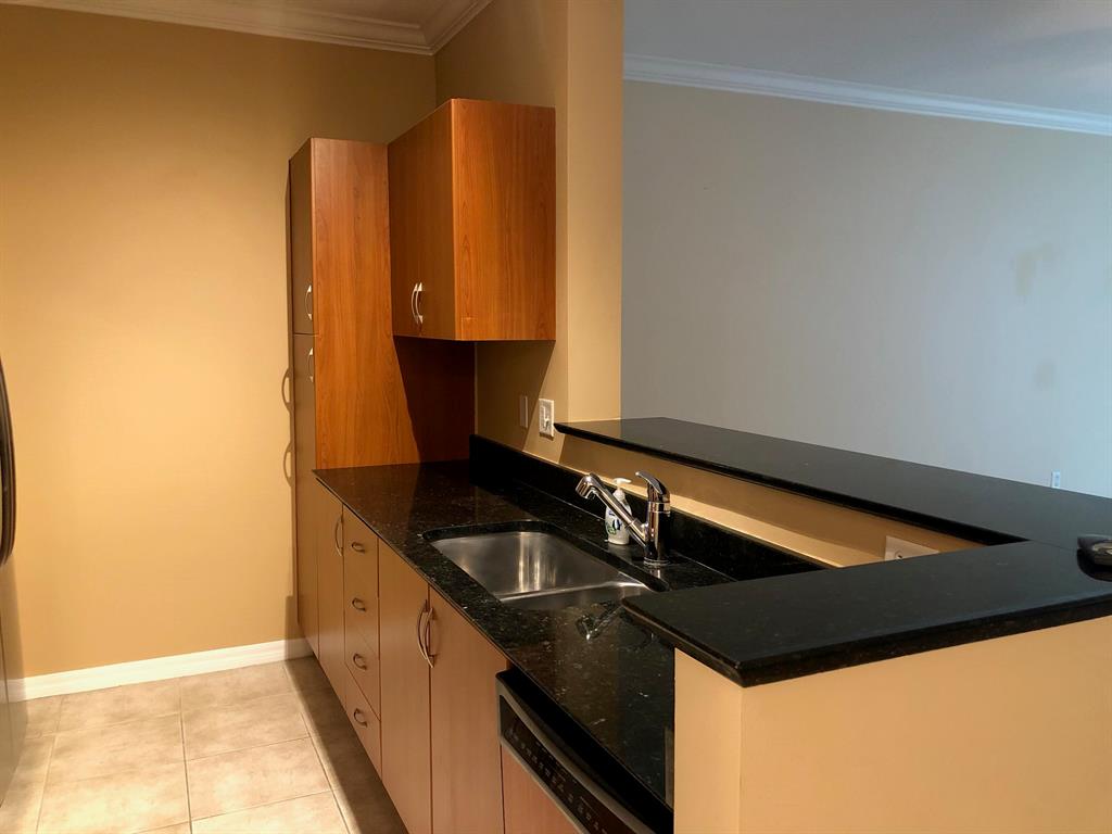 MOORINGS AT LANTANA CONDO 3 - Residential