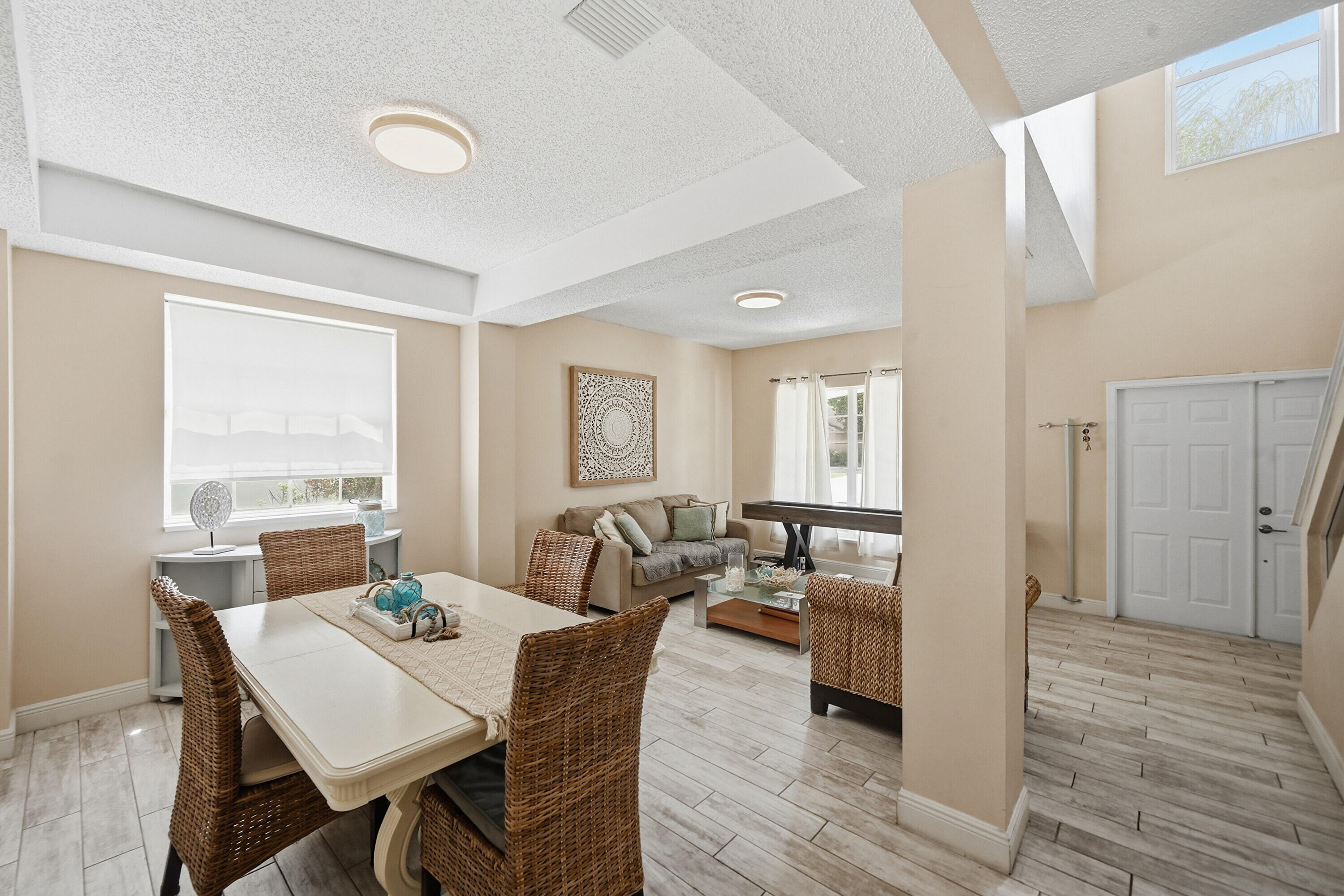15073 Oak Chase Court