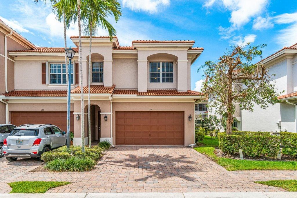 Photo of 152 Nottingham Place, Boynton Beach, FL 33426 (MLS # R10891744)