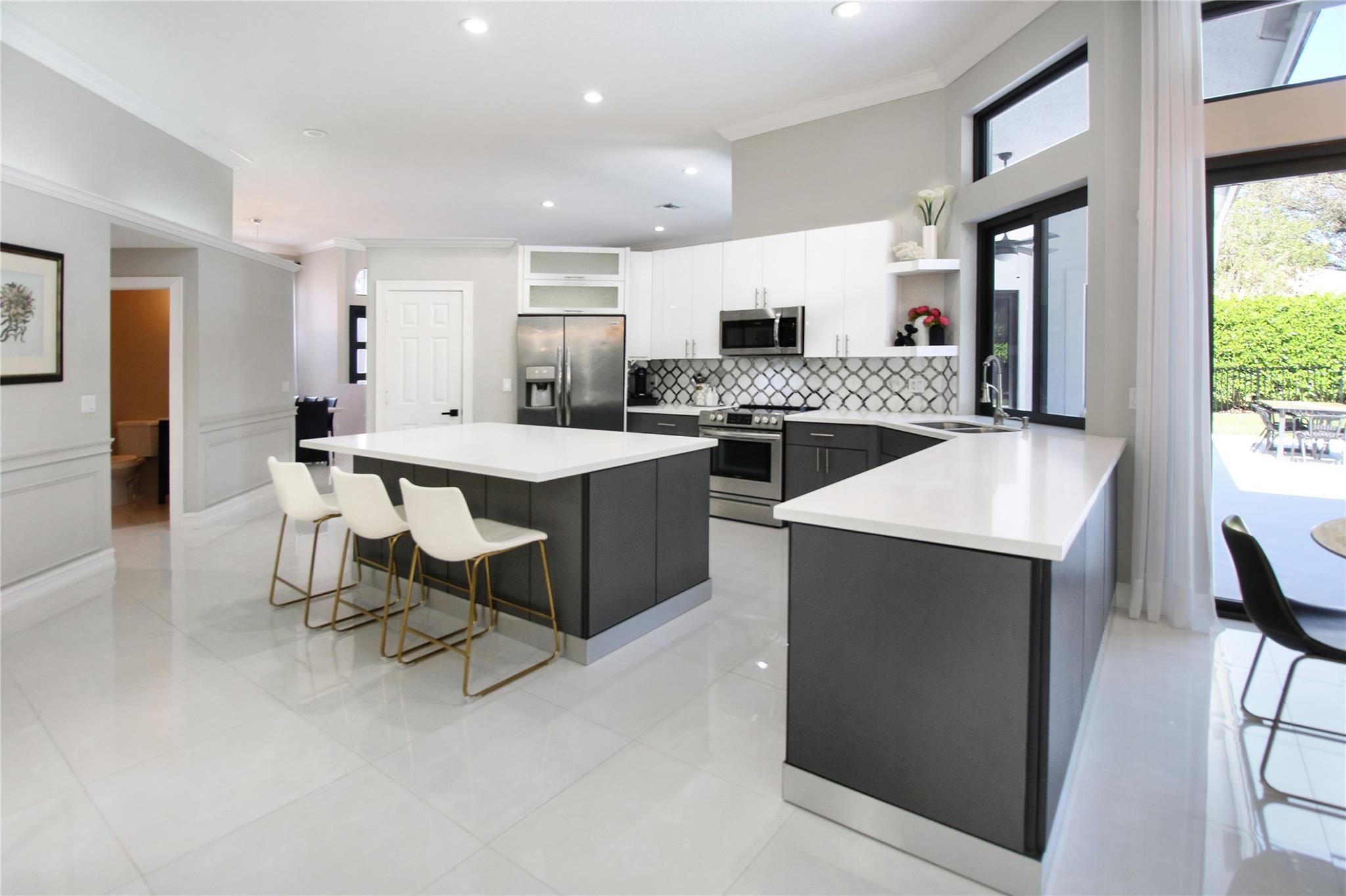MEADOW RUN - Residential