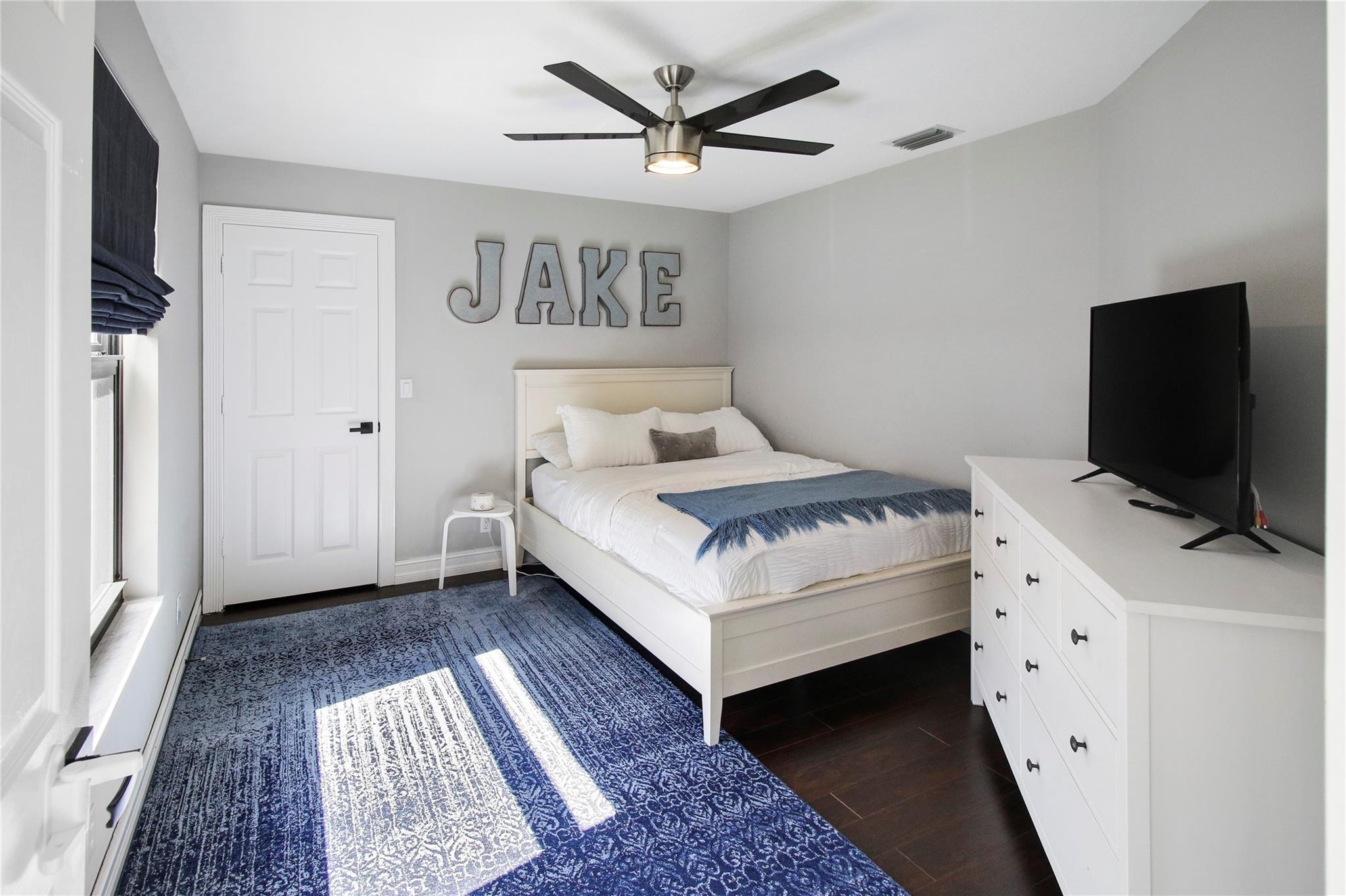 MEADOW RUN - Residential