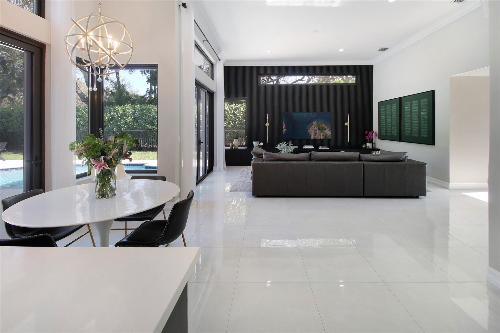 MEADOW RUN - Residential