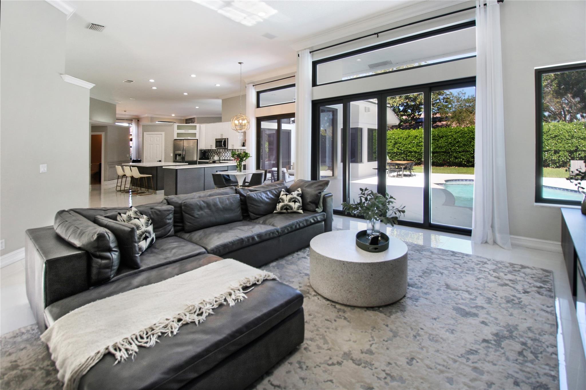 MEADOW RUN - Residential