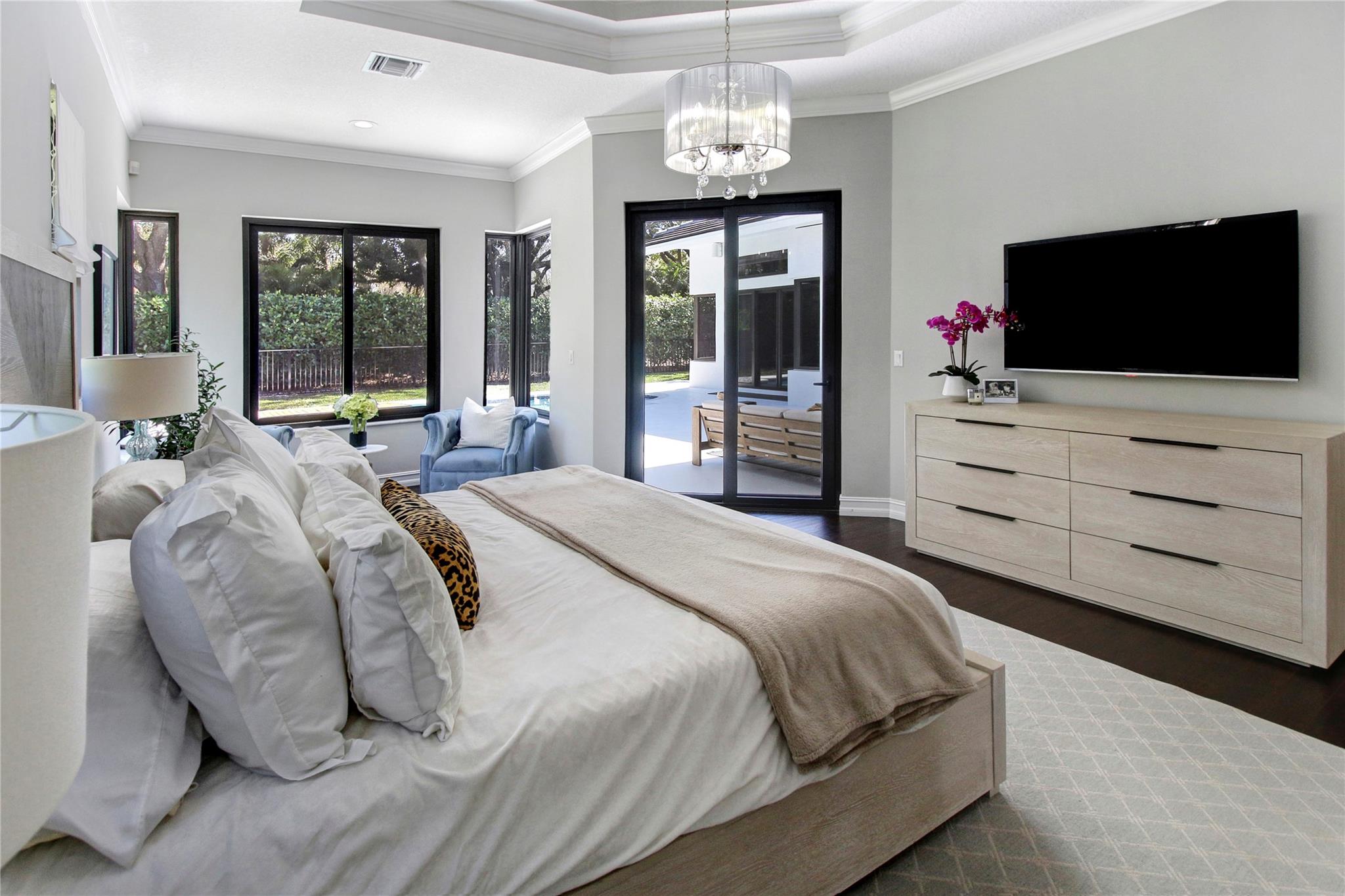 MEADOW RUN - Residential