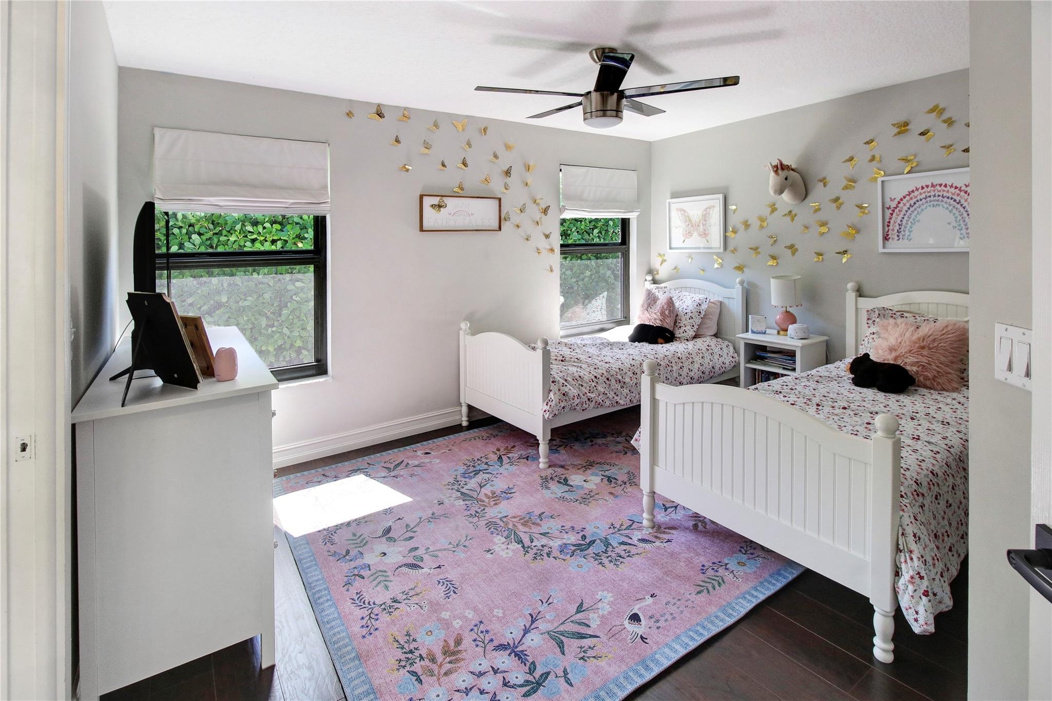 MEADOW RUN - Residential