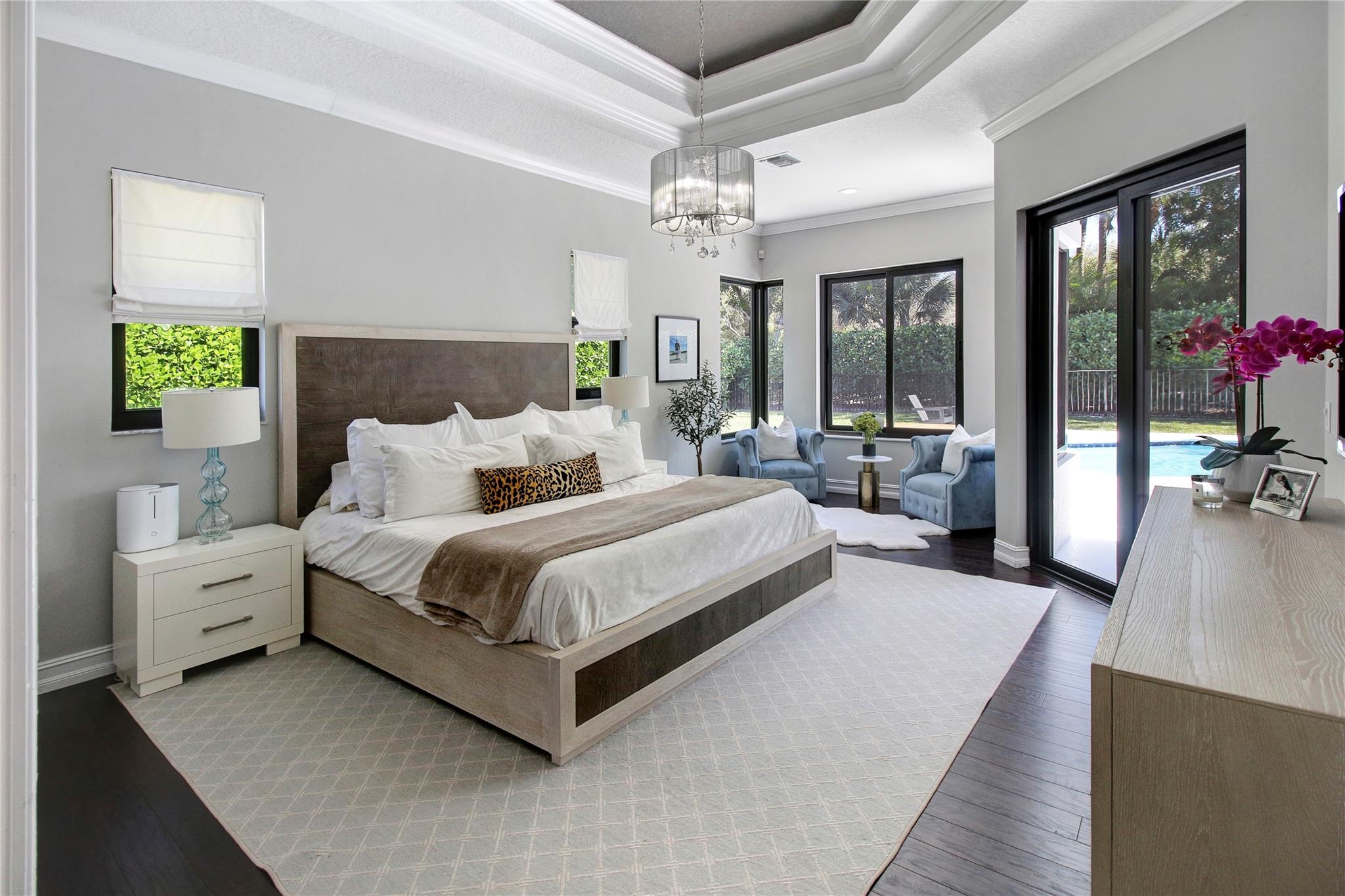 MEADOW RUN - Residential