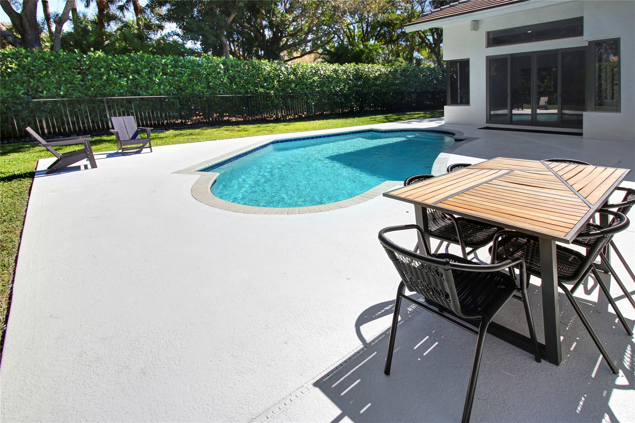 MEADOW RUN - Residential