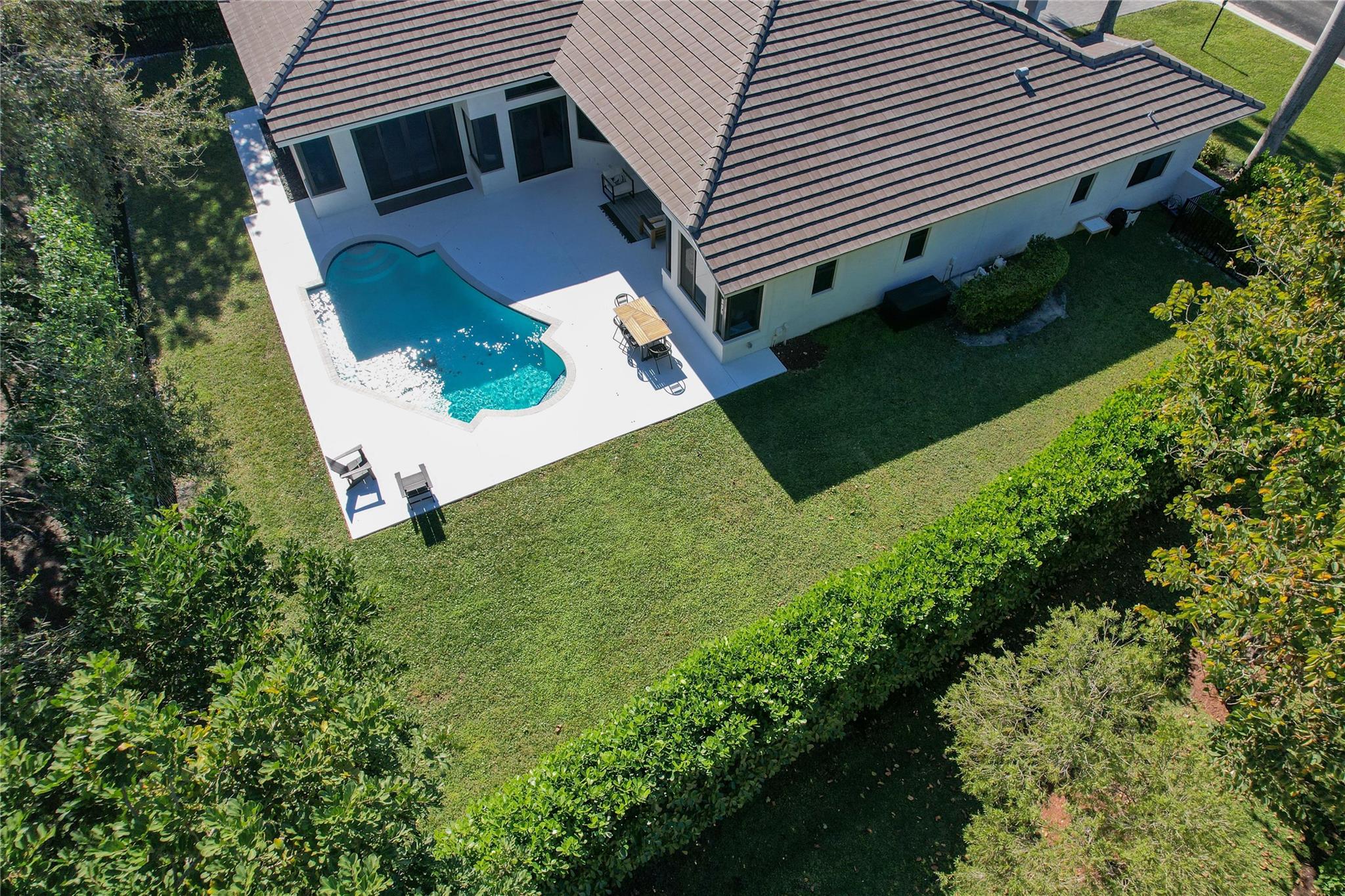 MEADOW RUN - Residential
