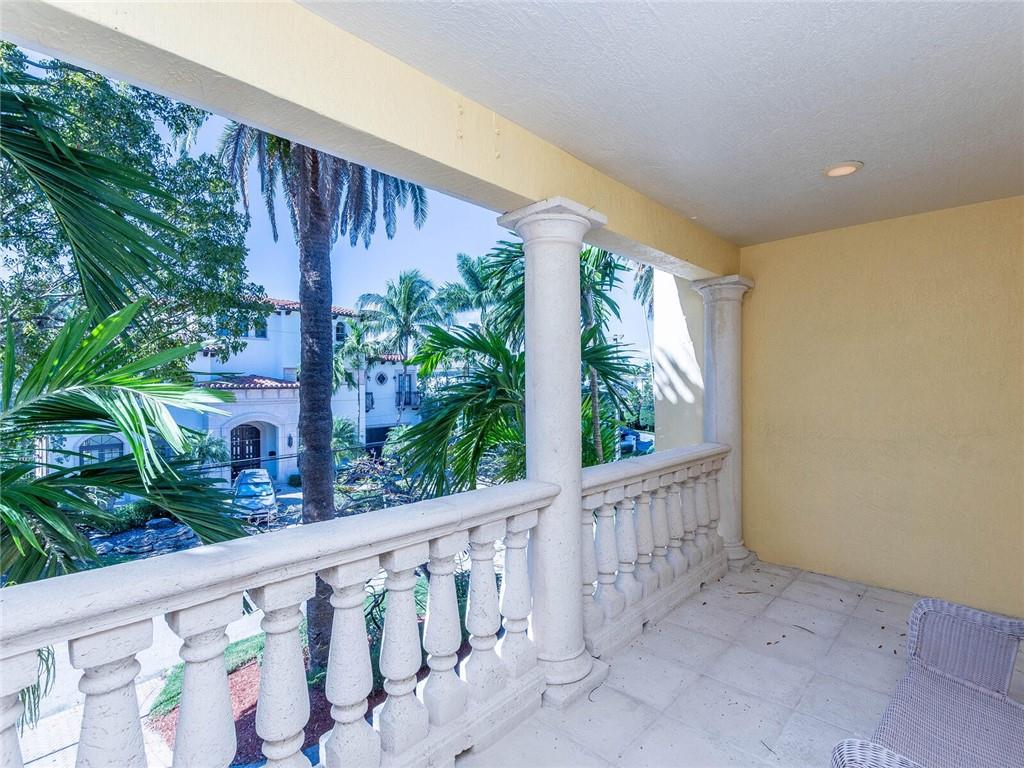 Riviera 6-17 B - Residential