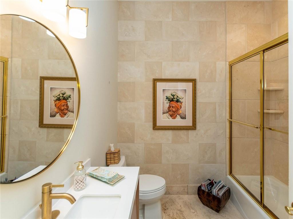 Riviera 6-17 B - Residential