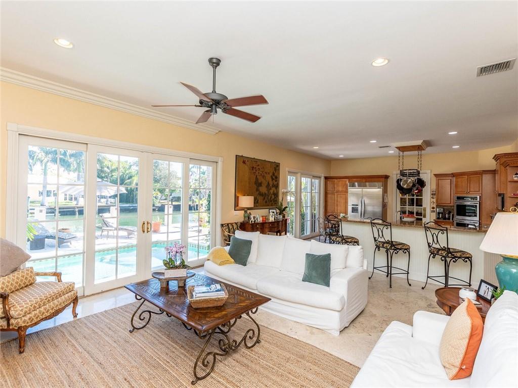 Riviera 6-17 B - Residential