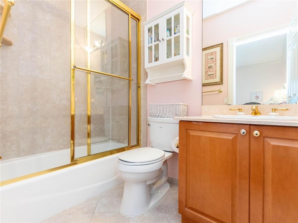 Riviera 6-17 B - Residential