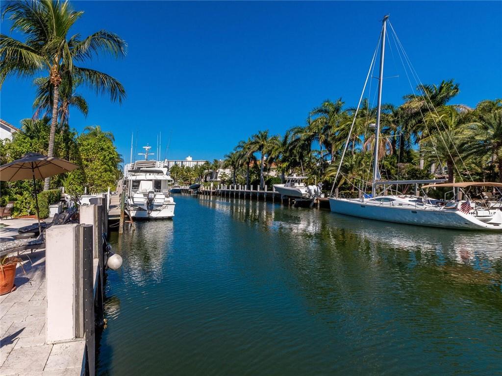 Riviera 6-17 B - Residential