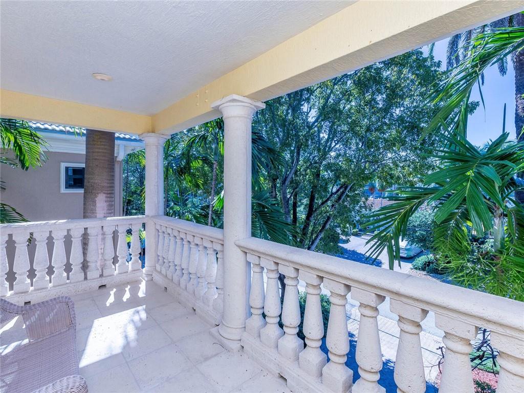 Riviera 6-17 B - Residential