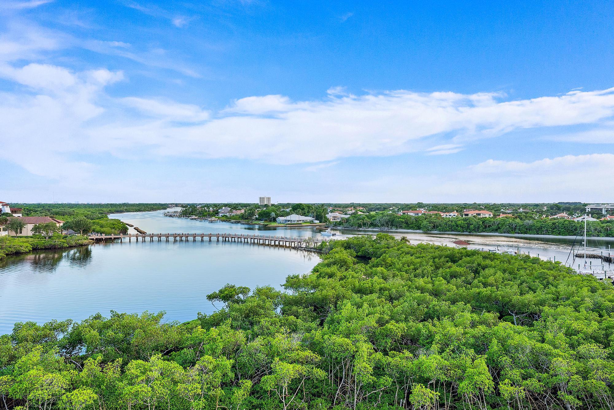 JUPITER YACHT CLUB - Residential