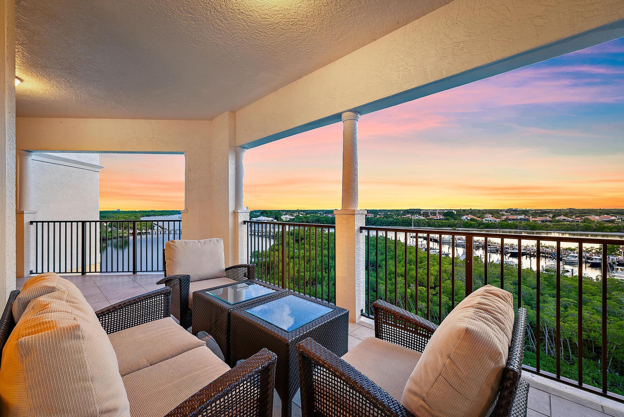 JUPITER YACHT CLUB - Residential