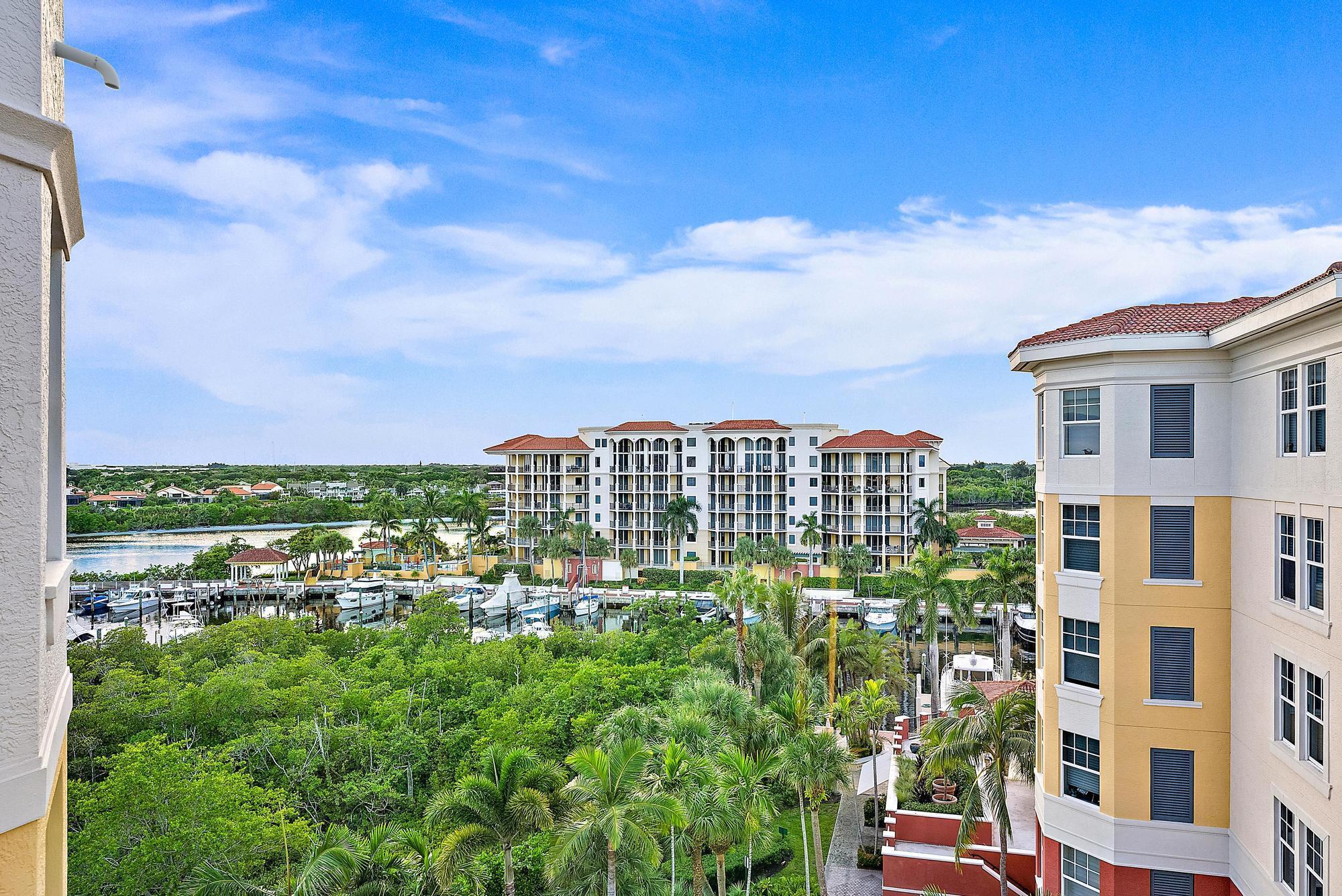 JUPITER YACHT CLUB - Residential