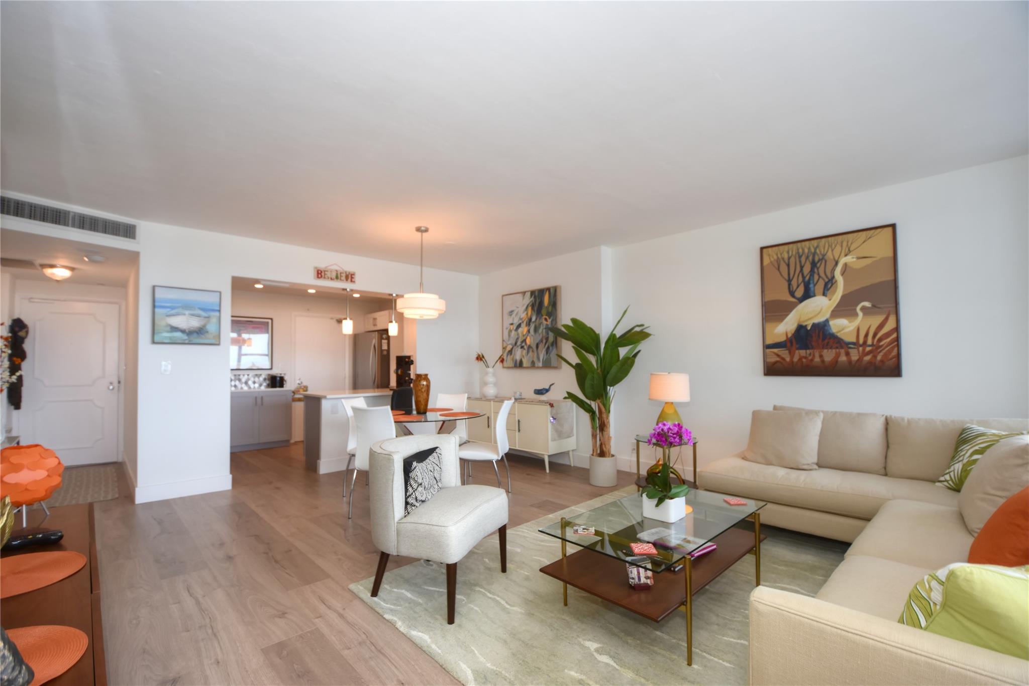 3333 NE 34th St 1011