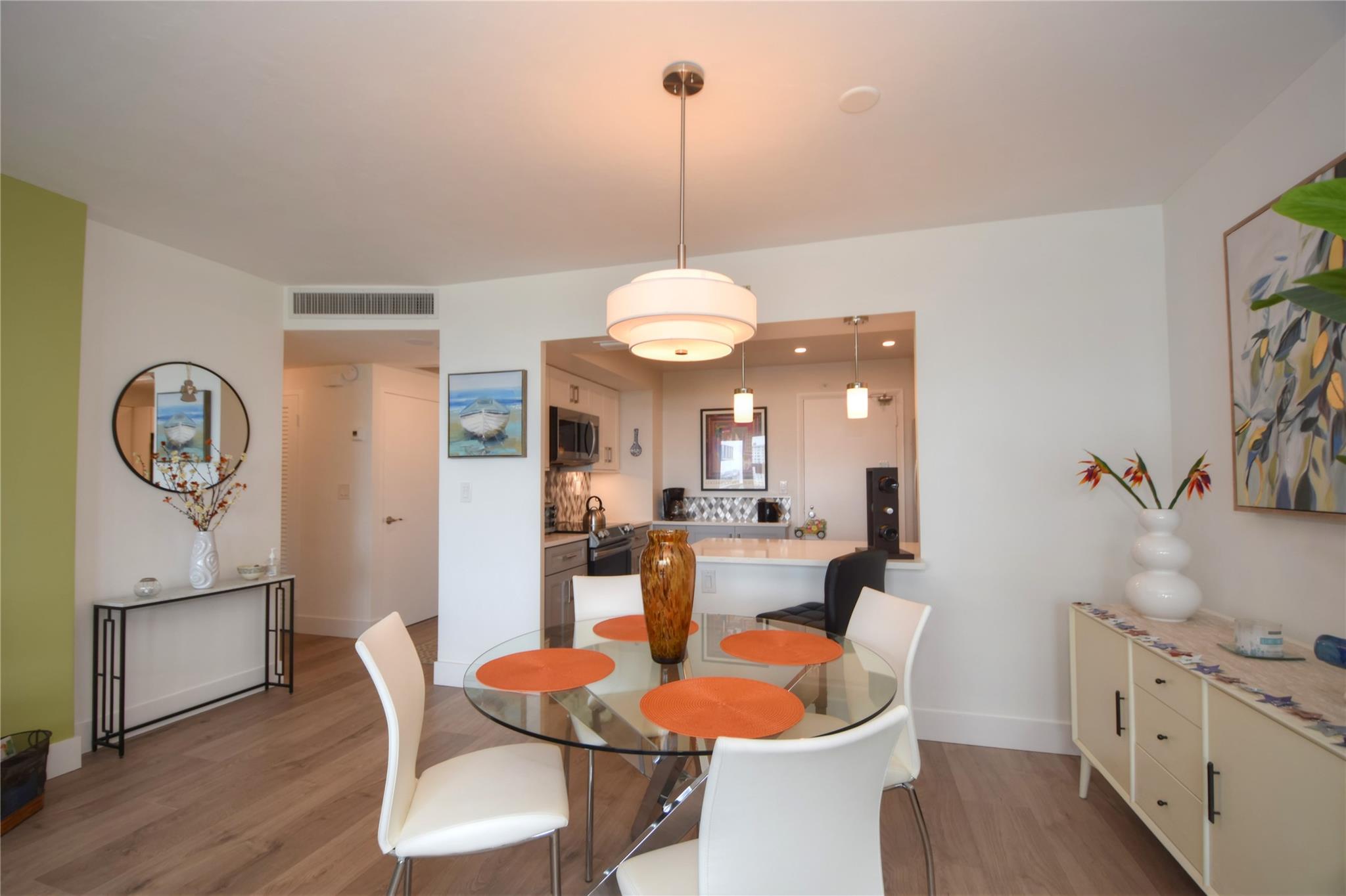 3333 NE 34th St 1011