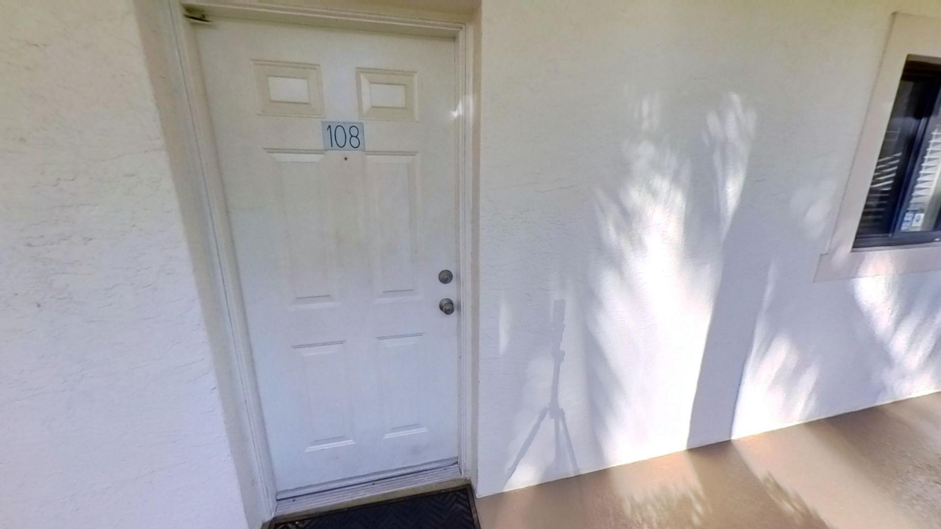 ST TROPEZ CONDO - Residential