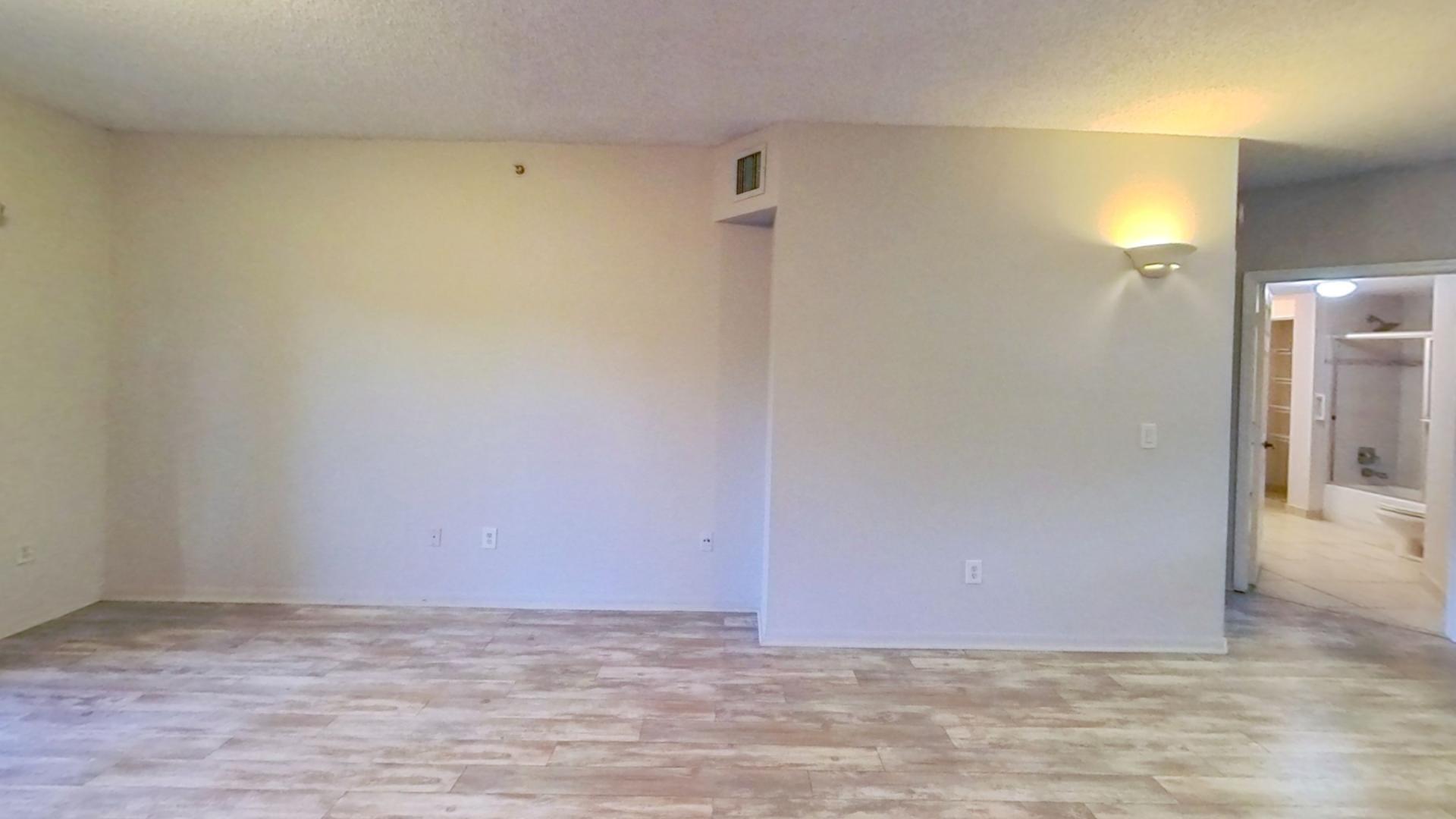 ST TROPEZ CONDO - Residential