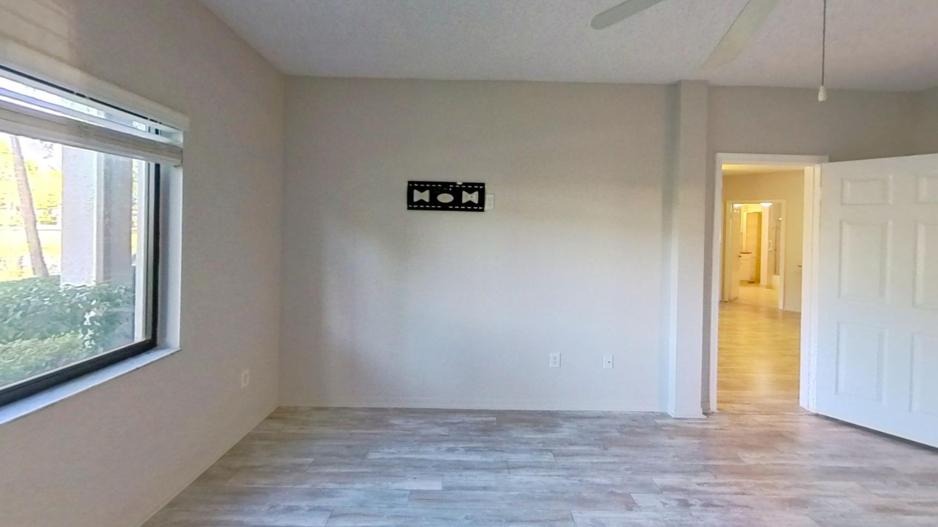 ST TROPEZ CONDO - Residential