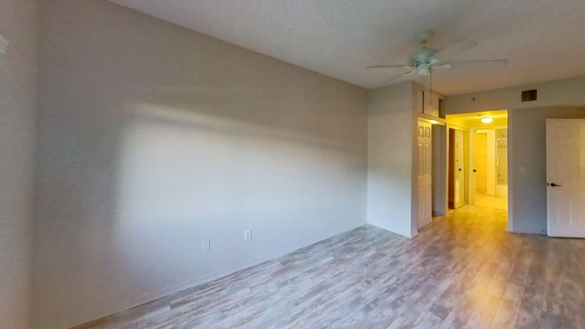 ST TROPEZ CONDO - Residential