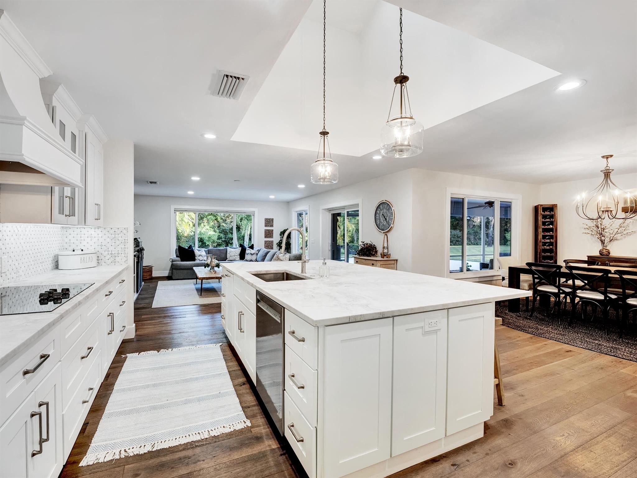 IMPERIAL WOODS - Residential