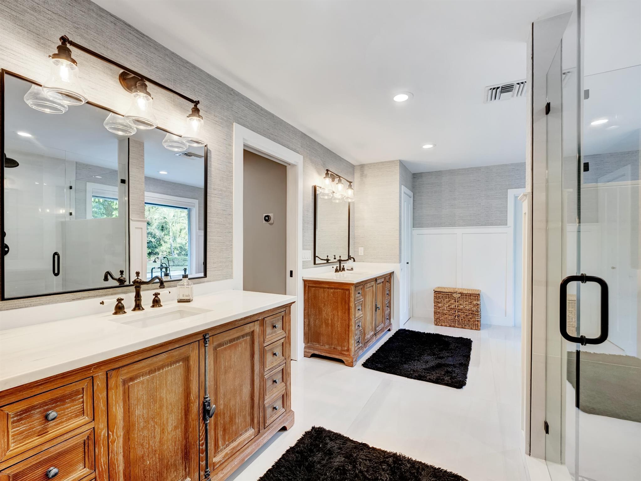 IMPERIAL WOODS - Residential