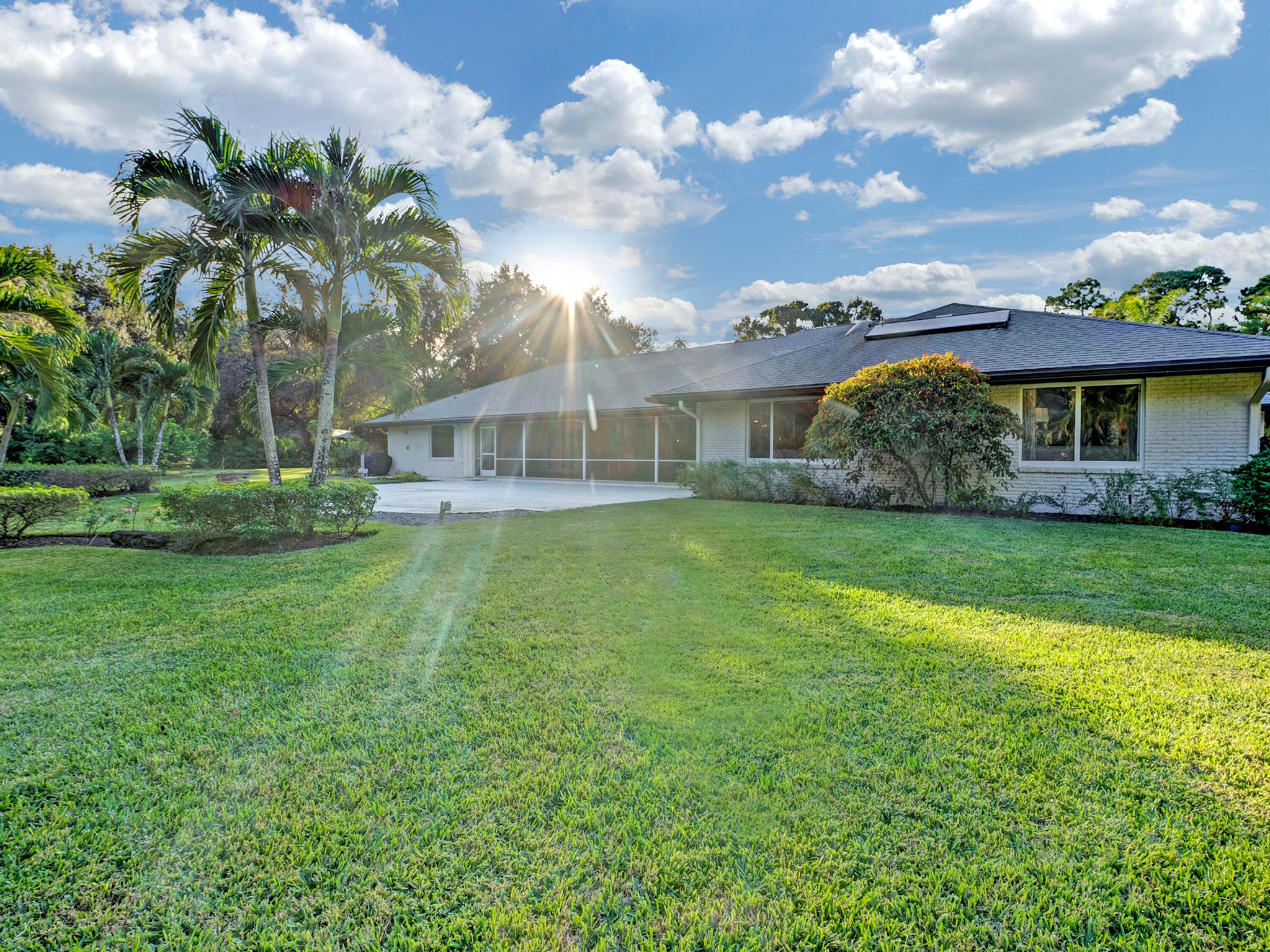 IMPERIAL WOODS - Residential