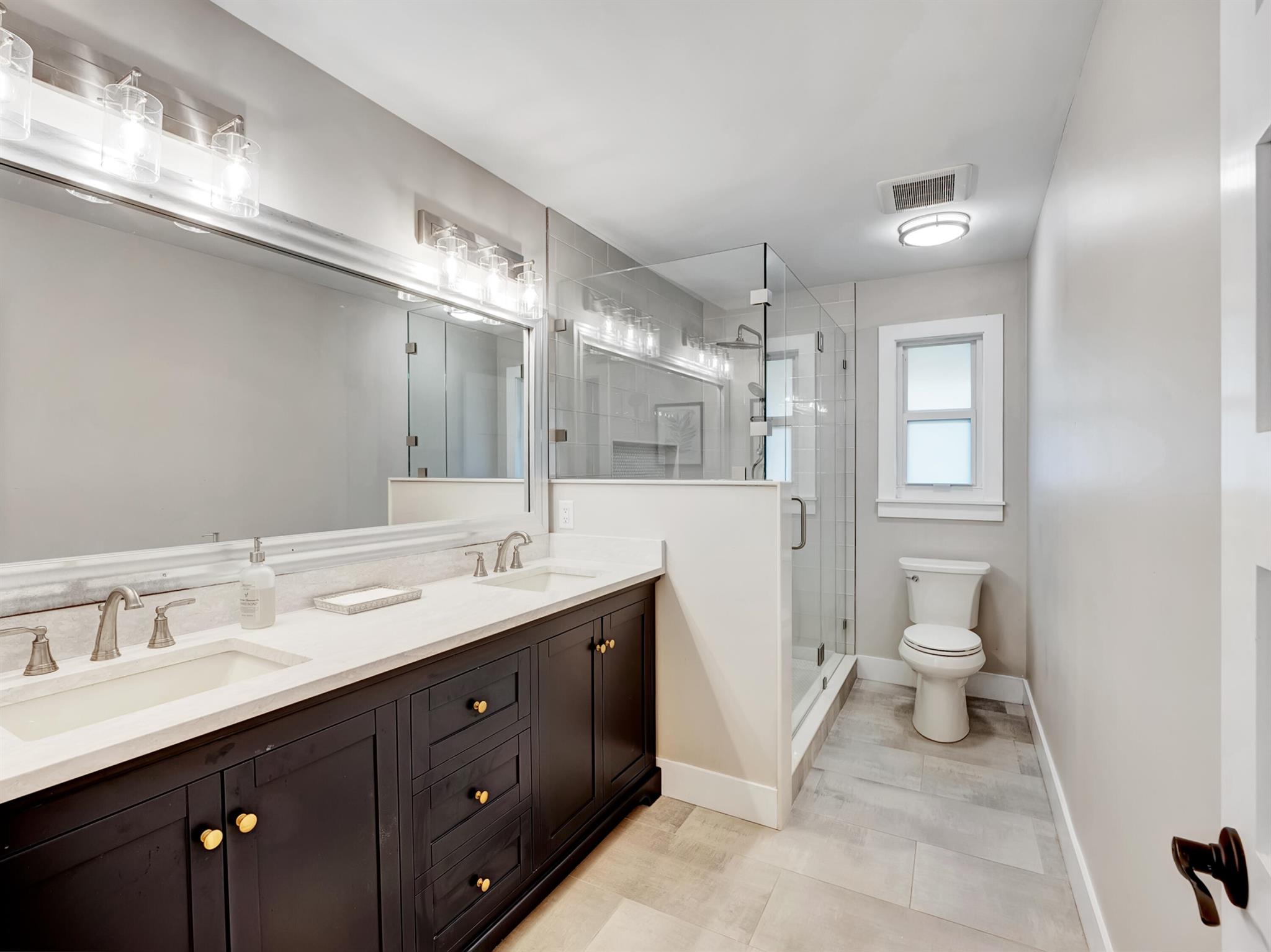 IMPERIAL WOODS - Residential