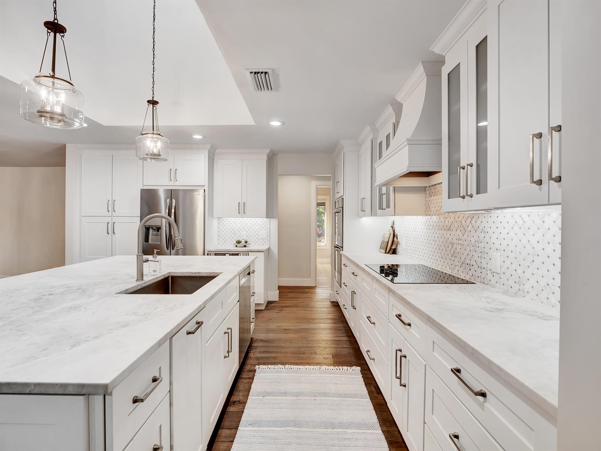 IMPERIAL WOODS - Residential