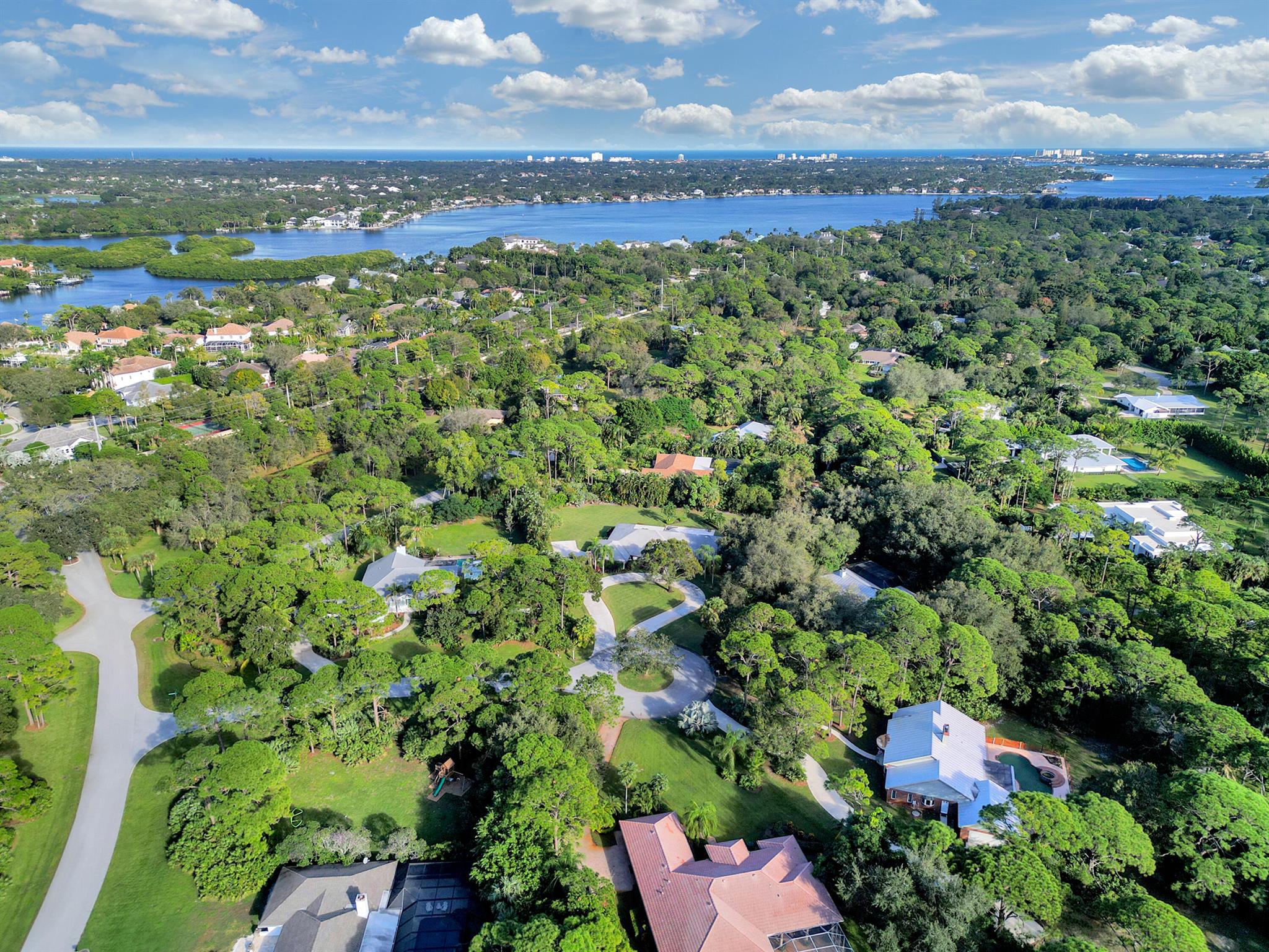 IMPERIAL WOODS - Residential