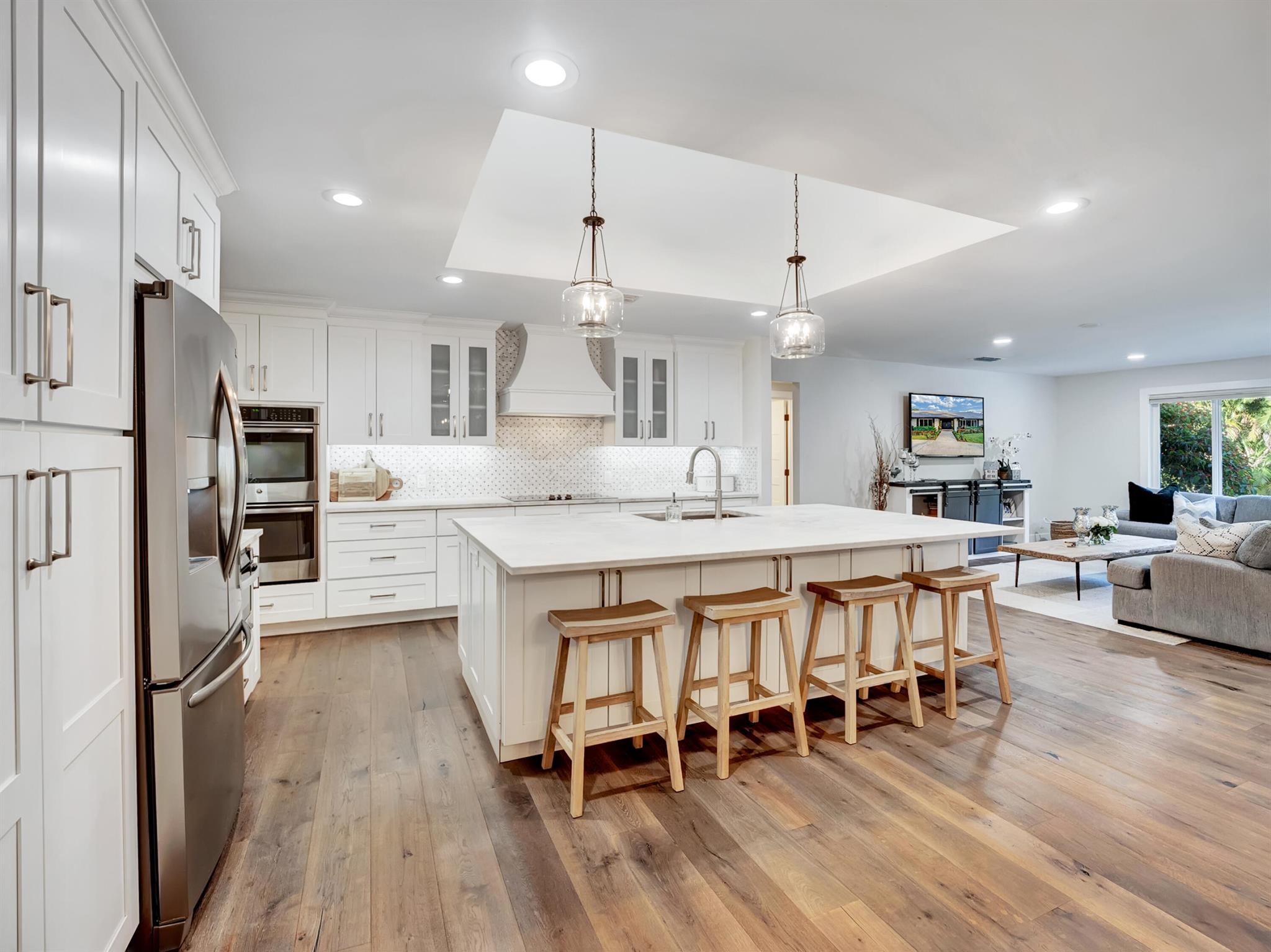 IMPERIAL WOODS - Residential