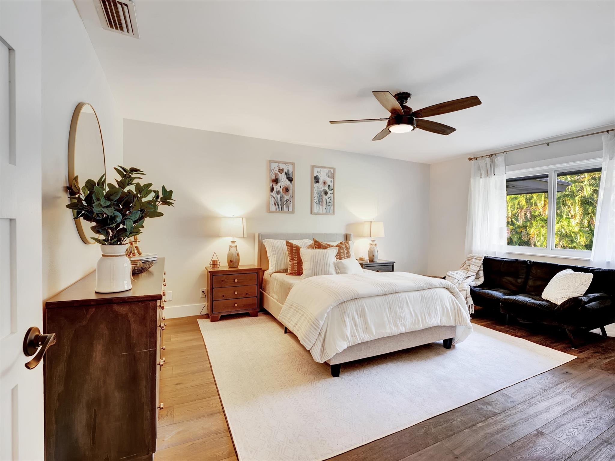 IMPERIAL WOODS - Residential