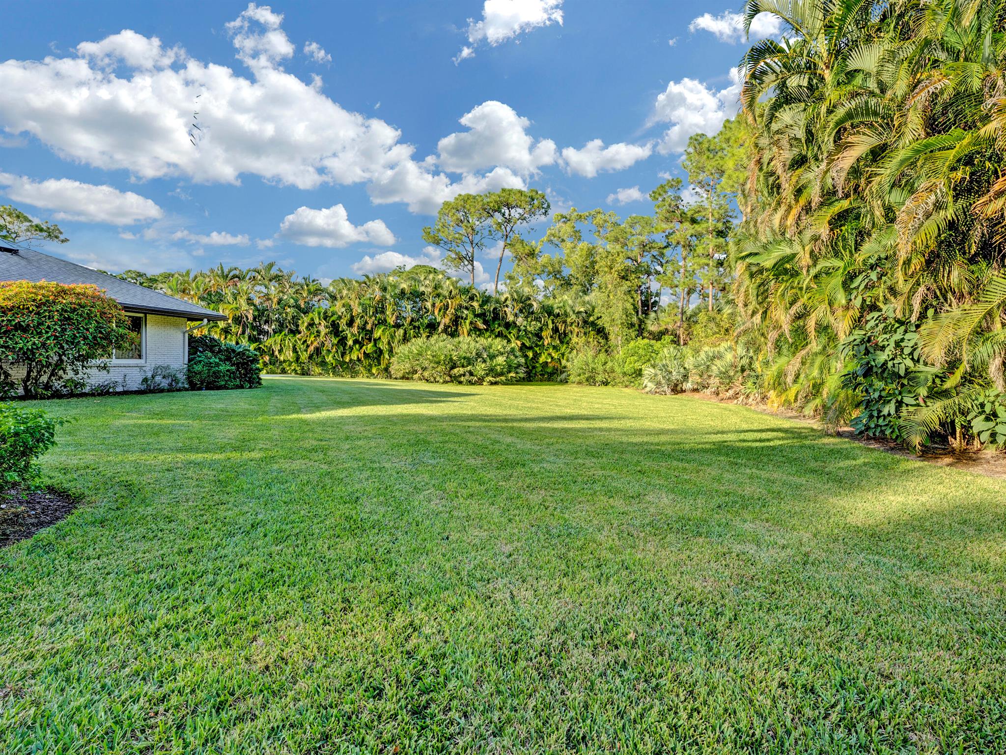 IMPERIAL WOODS - Residential