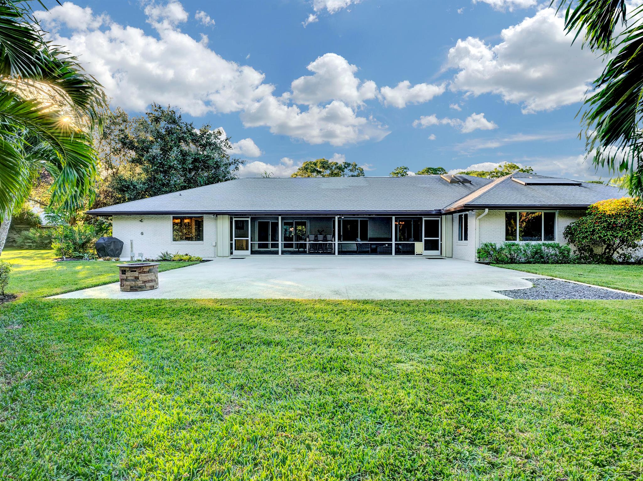 IMPERIAL WOODS - Residential