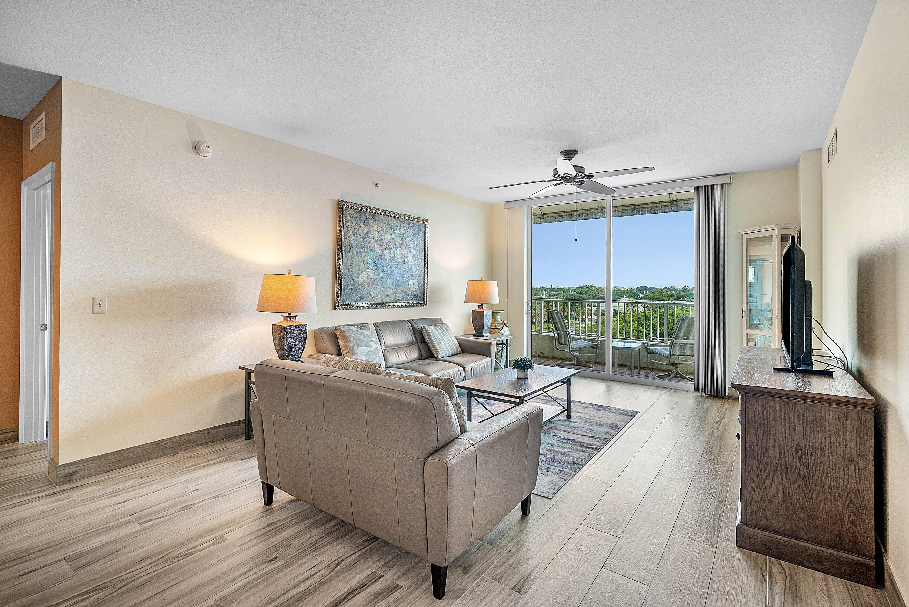 700 E Boynton Beach Boulevard 710
