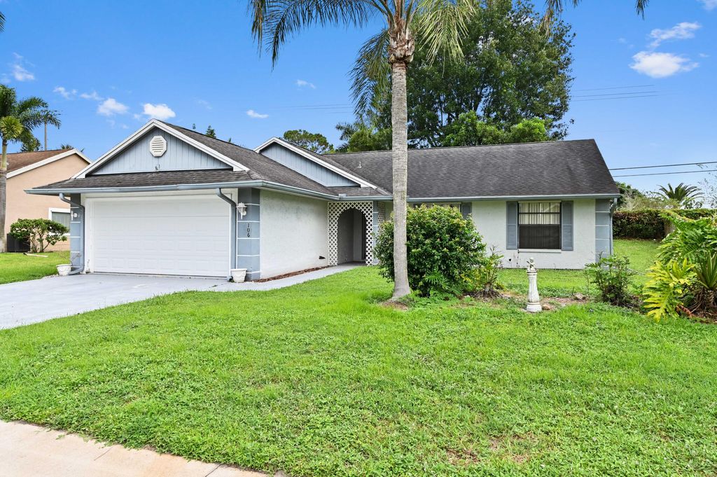 Photo of 106 Sherwood Drive, Royal Palm Beach, FL 33411 (MLS # R11018256)