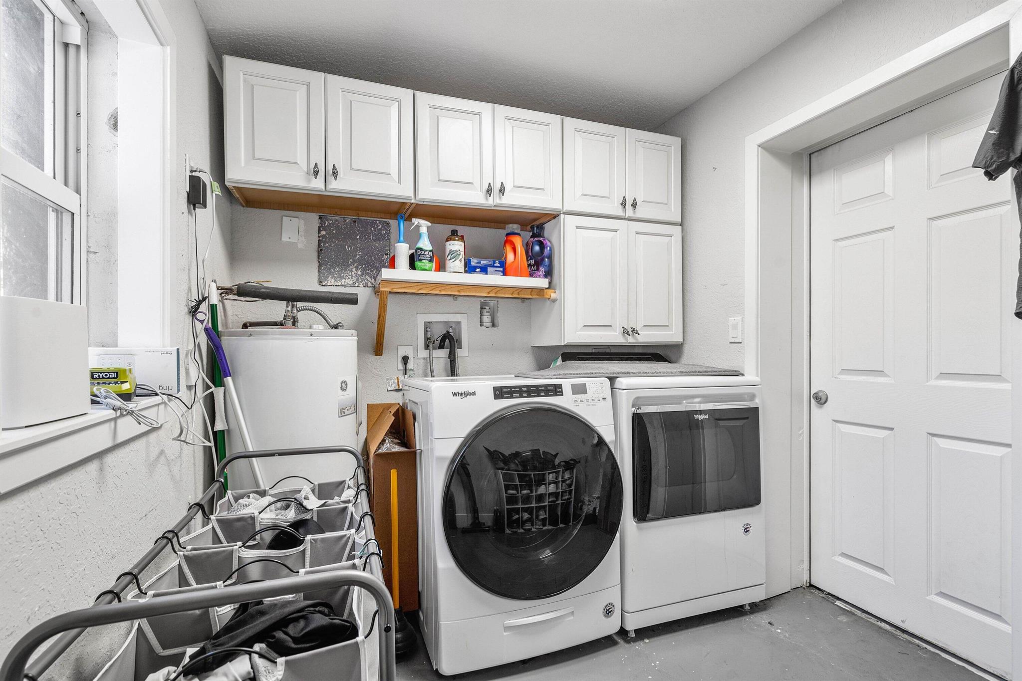 LAUREL HILLS 5TH ADD - Residential