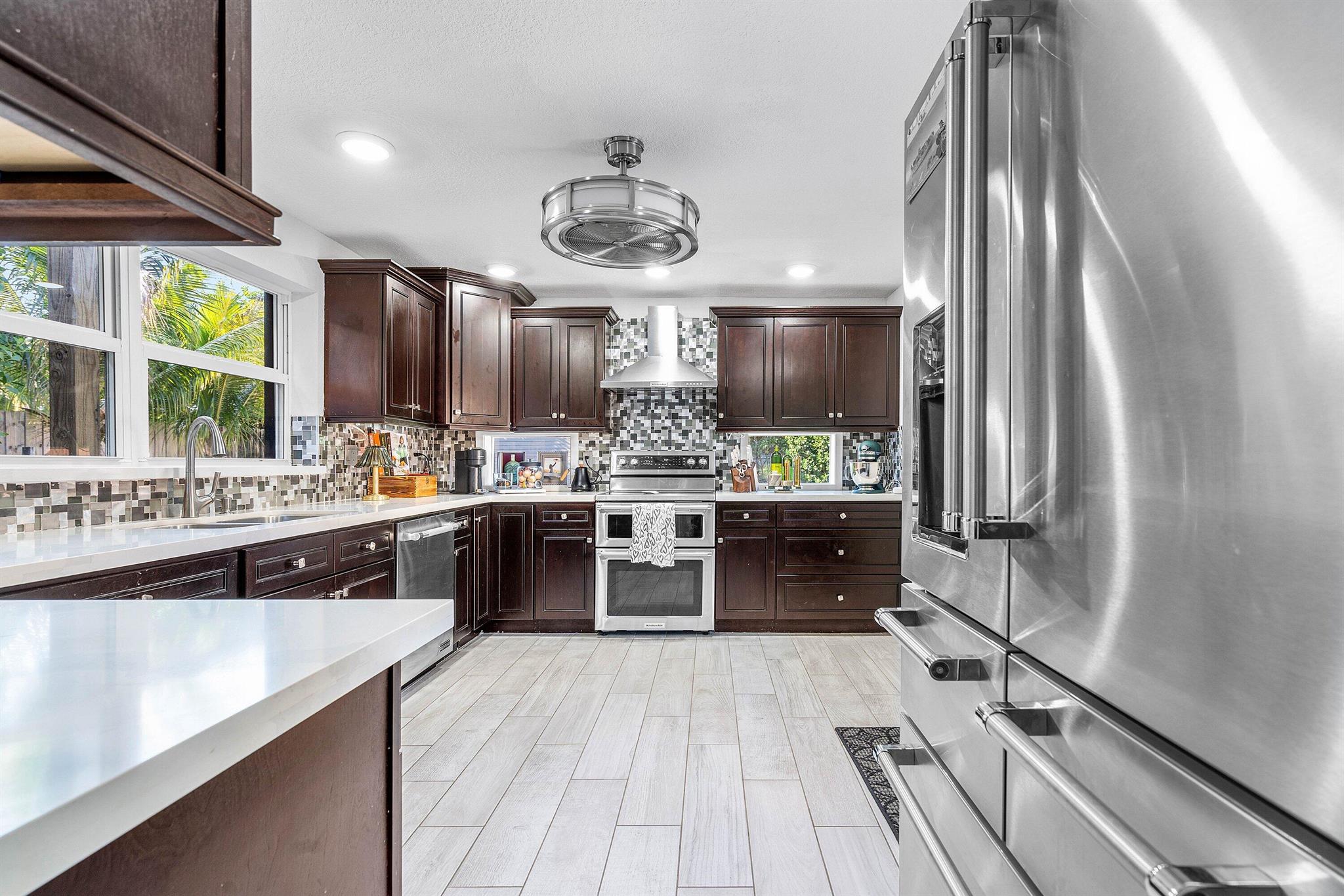 LAUREL HILLS 5TH ADD - Residential