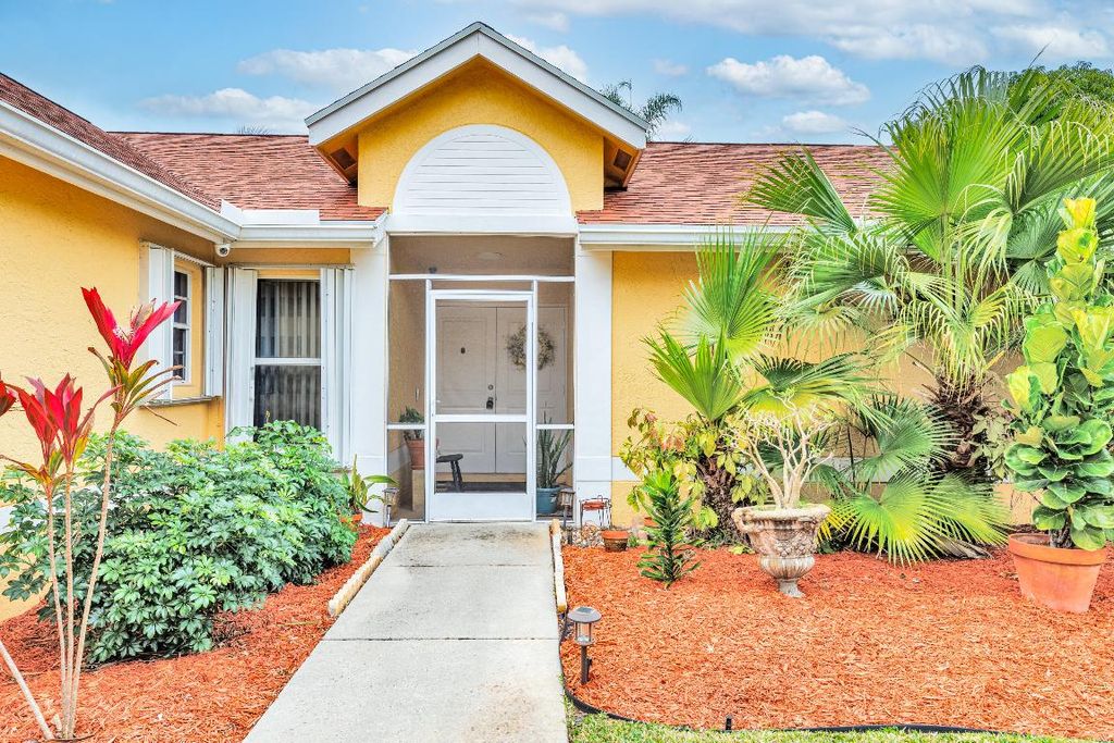 Photo of 9066 Parragon Way, Boynton Beach, FL 33472 (MLS # R11151501)