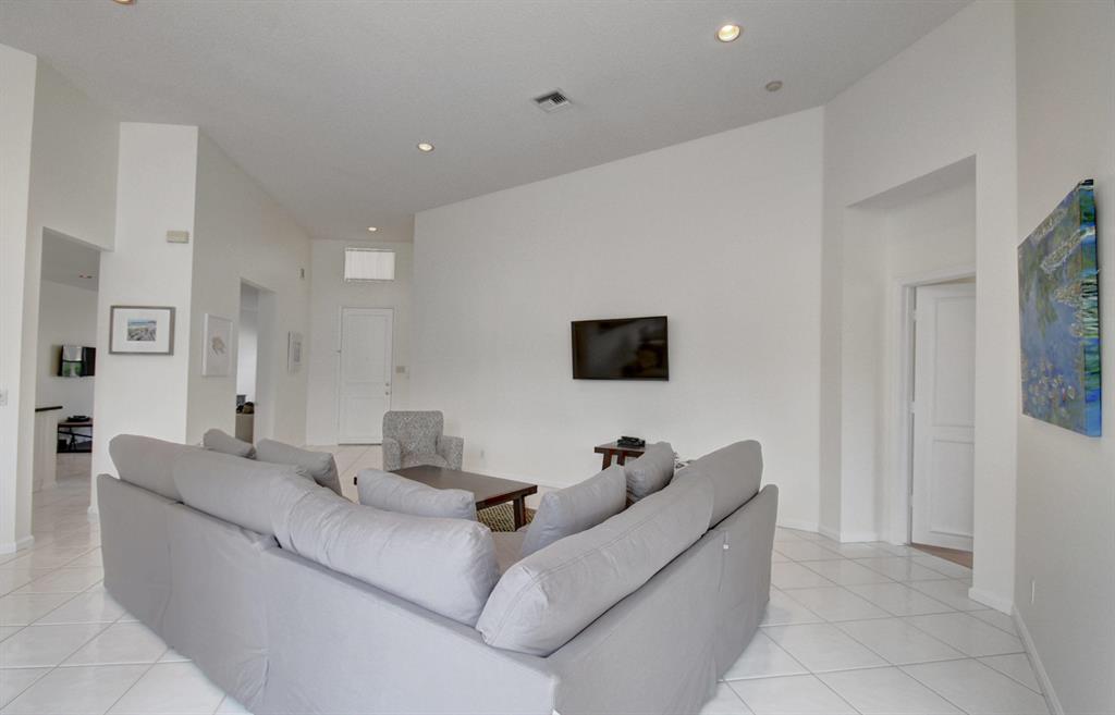 Newport Bay Club - Residential Lease