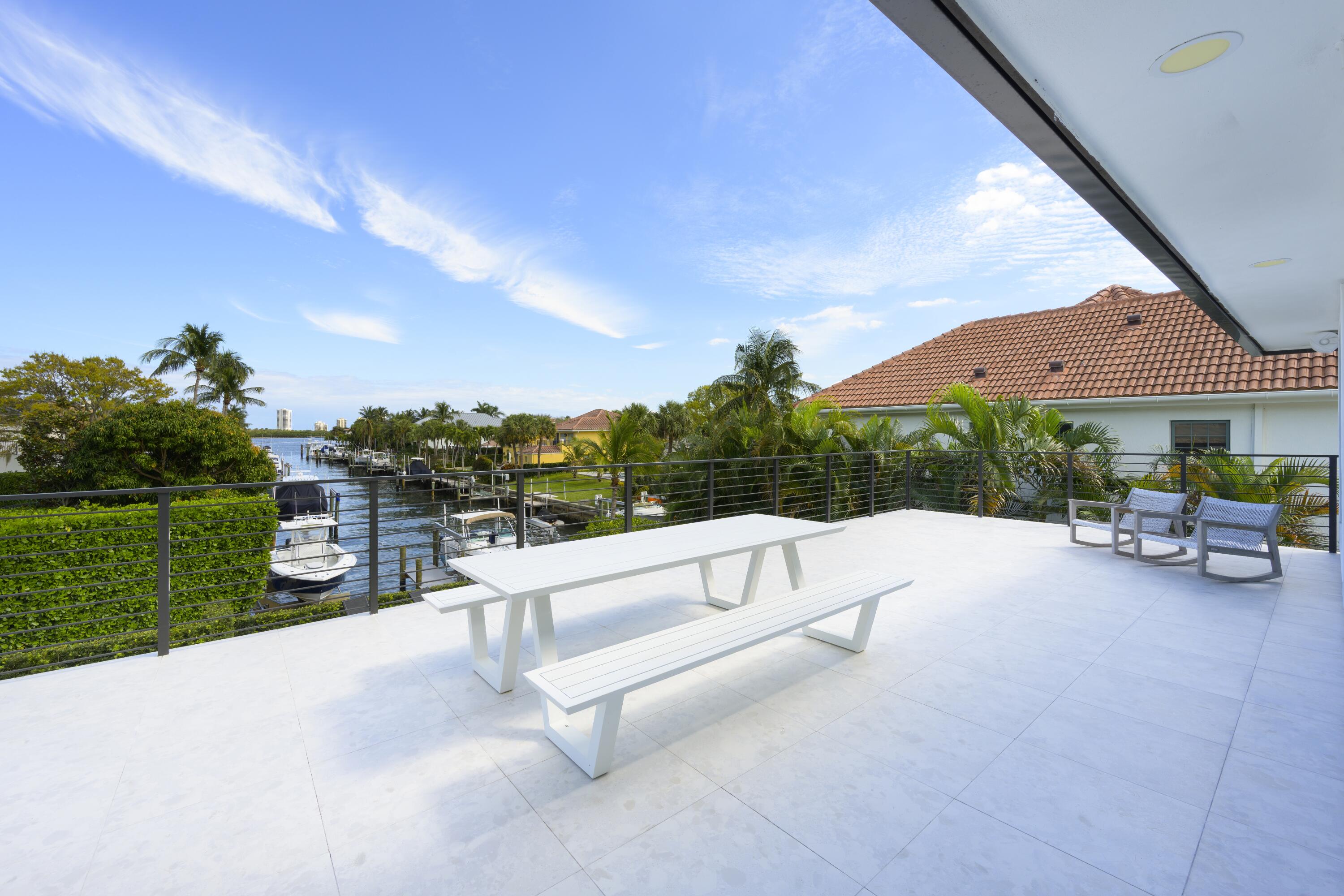PALM BEACH LAKE WORTH ESTATES 2 - Residential