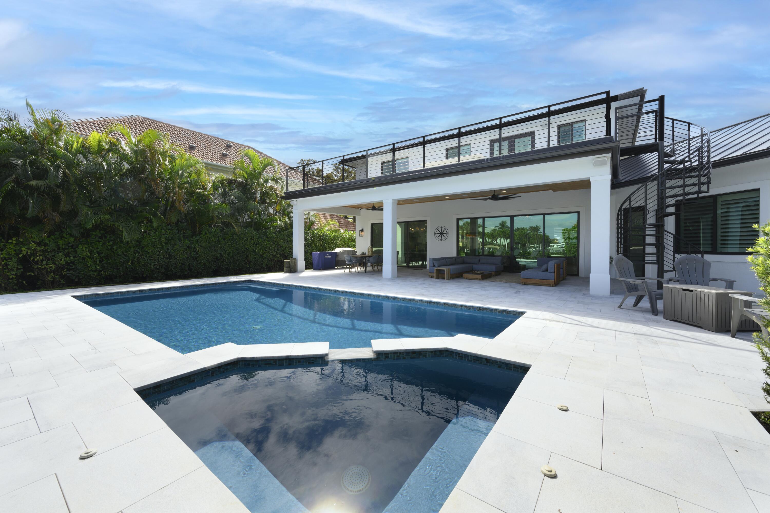 PALM BEACH LAKE WORTH ESTATES 2 - Residential