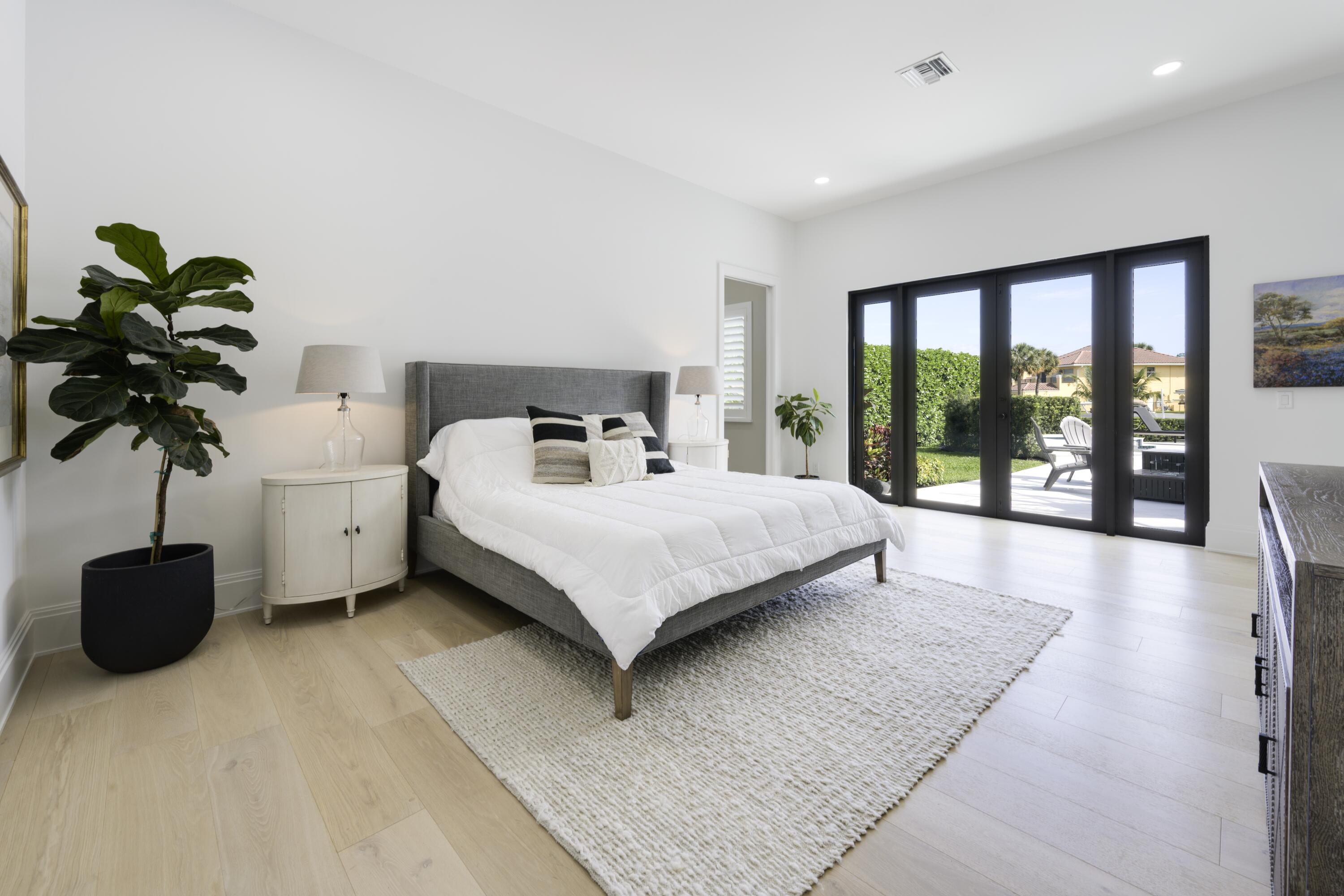 PALM BEACH LAKE WORTH ESTATES 2 - Residential